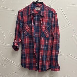 Really cute plaid top